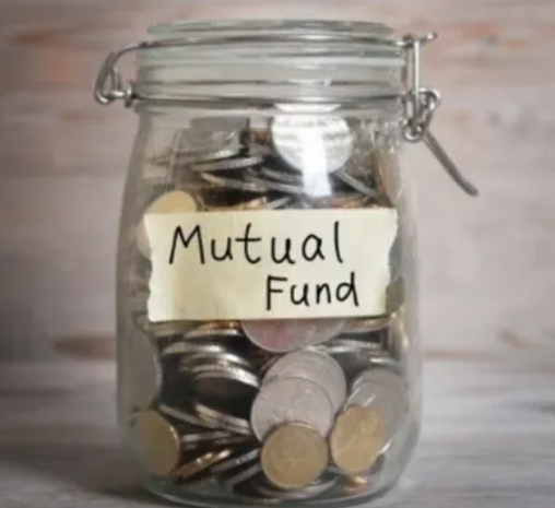 Mutual Fund: 40 सालों से म्यूचुअल फंड में निवेश कर रहे निवेशक की अचानक हो गई मौत, अब किसे मिलेगा करोड़ों का फंड?
